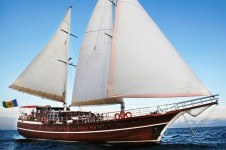 Sailing yacht QUASART